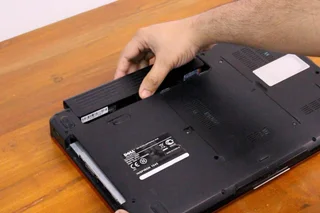 Removing laptop battery