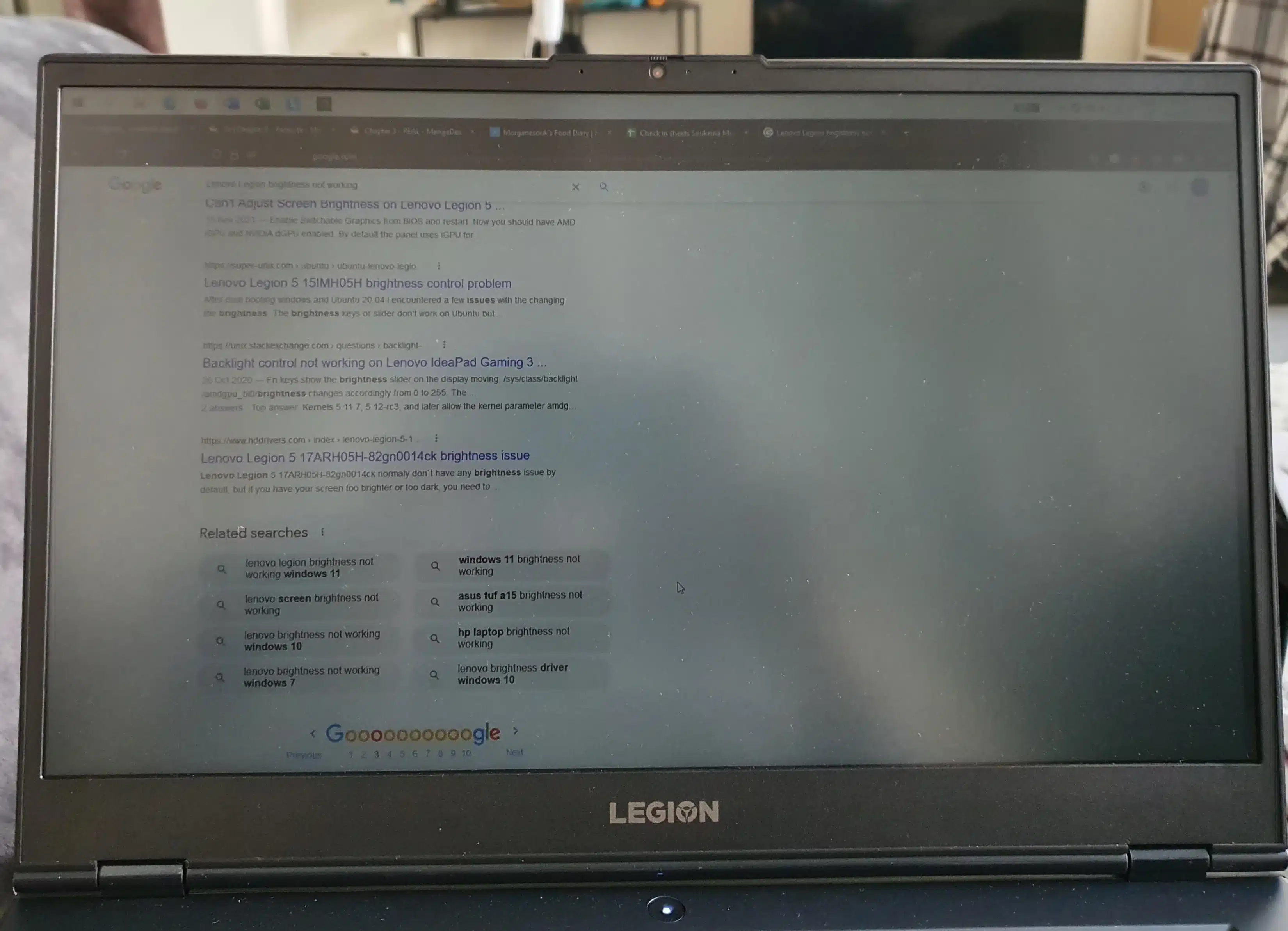 lenovo-laptop-screen-dim